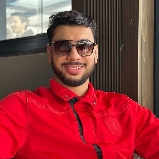 Фото менеджера